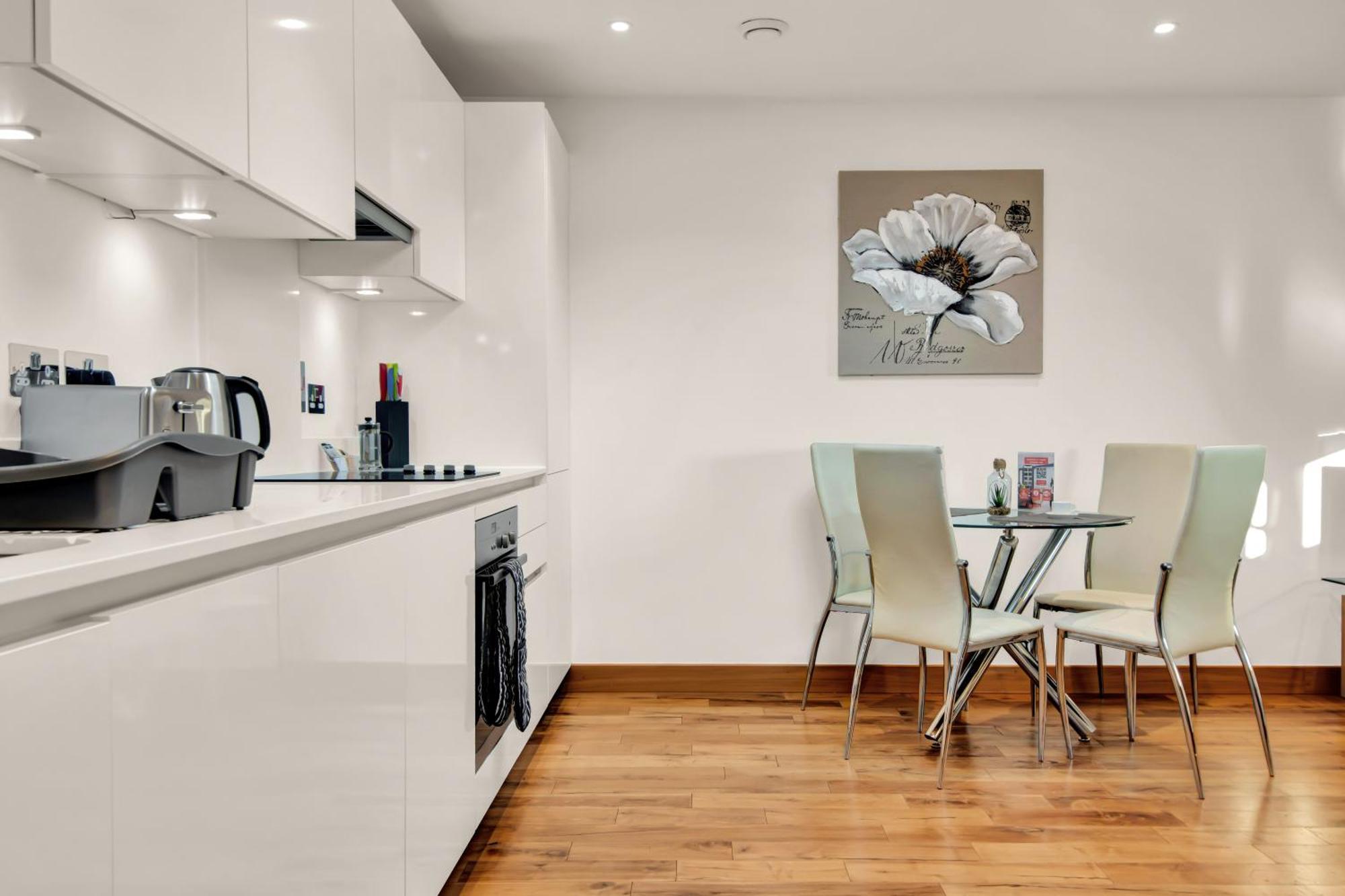 Mysquare Shoreditch Close To Colombia Road Flower Market Londres